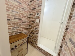 Villa, 4 Schlafzimmer, Nichtraucher (ONNA 1B, BBQ, 2 Parking) | Badezimmer