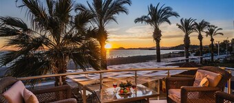 Sunset Beach Club Villas