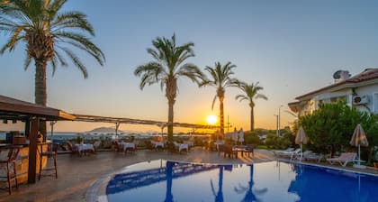 Sunset Beach Club Villas