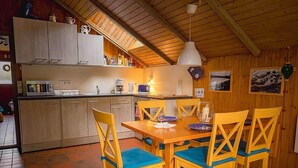 Townhouse, 3 kamar tidur (incl. 65€ Cleaning Fee) | Makan di kamar