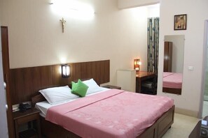 Ballroom - Hotel B&B INN (Noida)