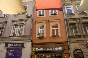 Fachada del alojamiento