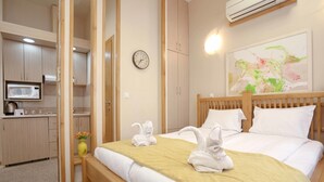 Luxury Studio, 1 Bedroom, City View | Private kitchen | Fridge, electric kettle - Residence Prime Luxury (Sarajevo)
