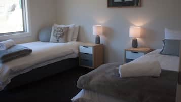 Chalet, 2 Bedrooms | 2 bedrooms, iron/ironing board, bed sheets