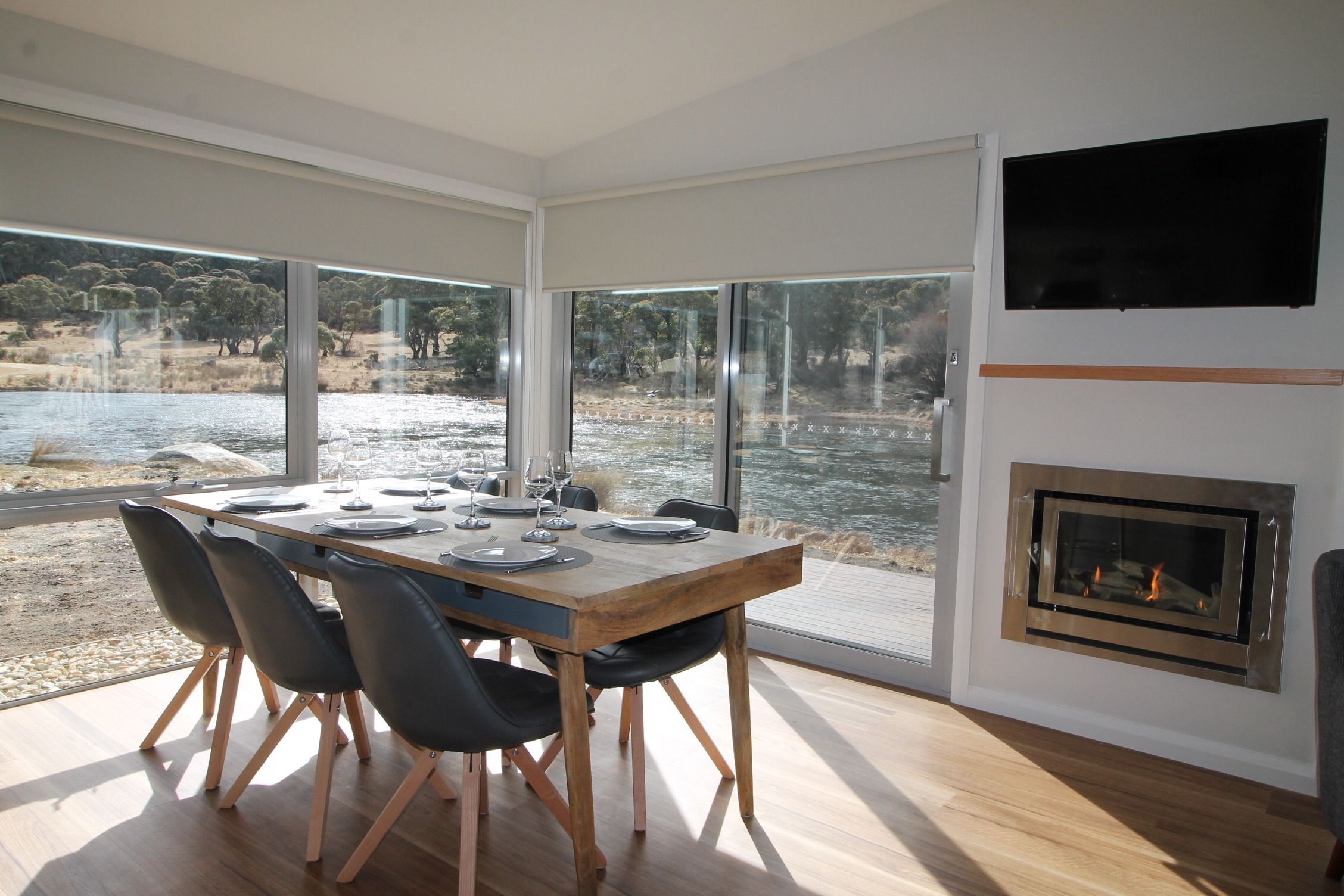 Chalet, 2 Bedrooms | Lake view