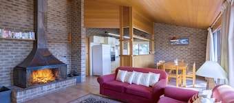 Bundilla 4- Townhouse with free Wifi