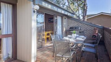 Townhouse, 3 kamar tidur, pemandangan danau | Teras/patio