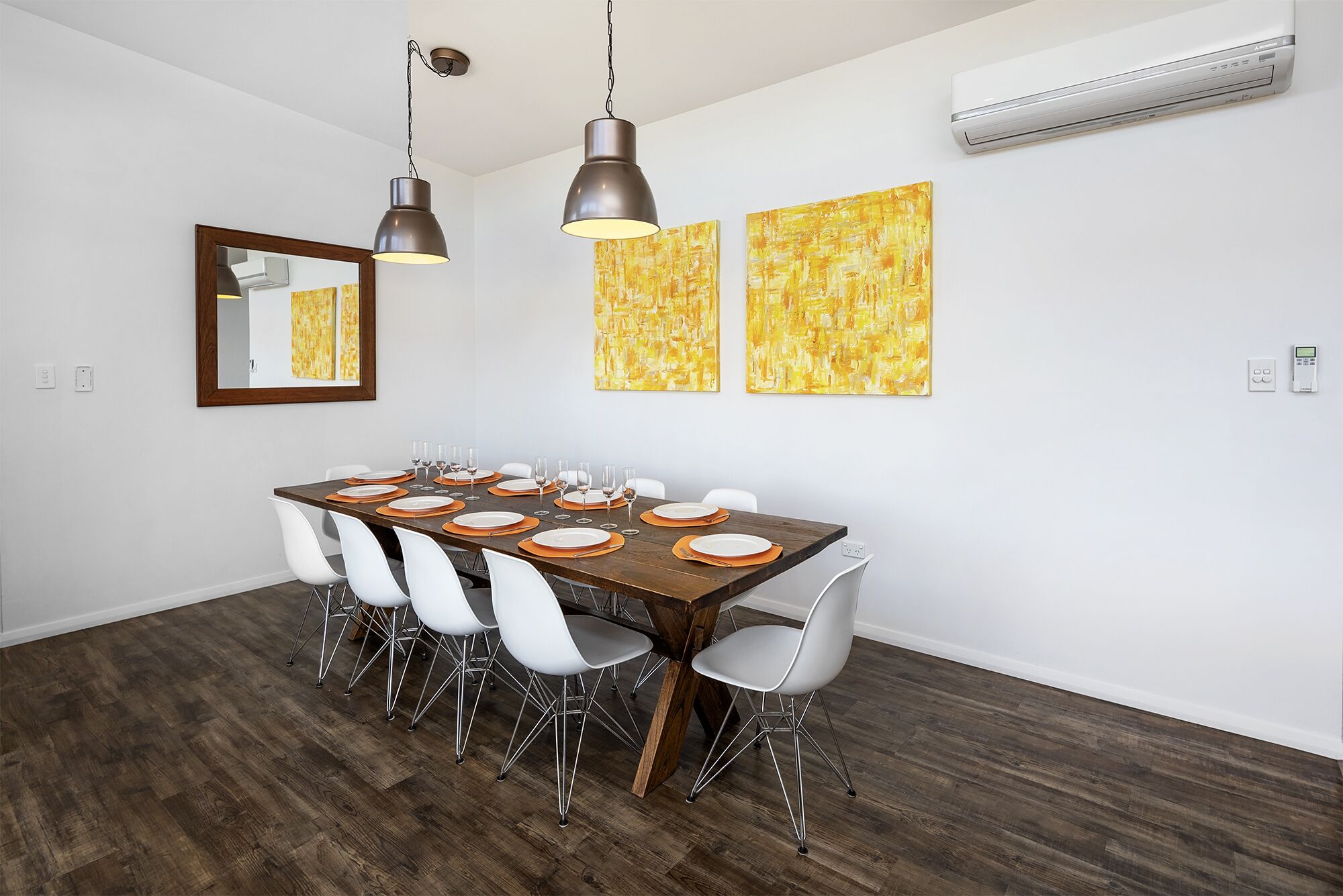 Townhome, 4 Bedrooms | In-room dining