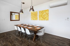 Townhome, 4 Bedrooms | In-room dining - The Elements East - Jindabyne (Jindabyne)