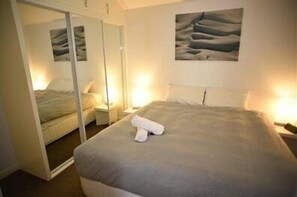 Cabin, 1 Bedroom | 1 bedroom, bed sheets - Riverside Cabins - 1 bedroom + Loft (Thredbo)