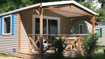 Casa rodante, varias camas | Decoración personalizada, muebles diferentes y insonorización