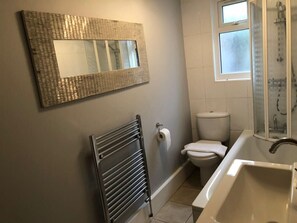Apartment, Private Bathroom (2 Bedrooms) | Bathroom - Marble Apartments Tooting Broadway (London)