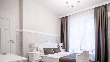 Pokoj dwuosobowy (2)  | Cortinas blackout, tabla de planchar con plancha y wifi gratis