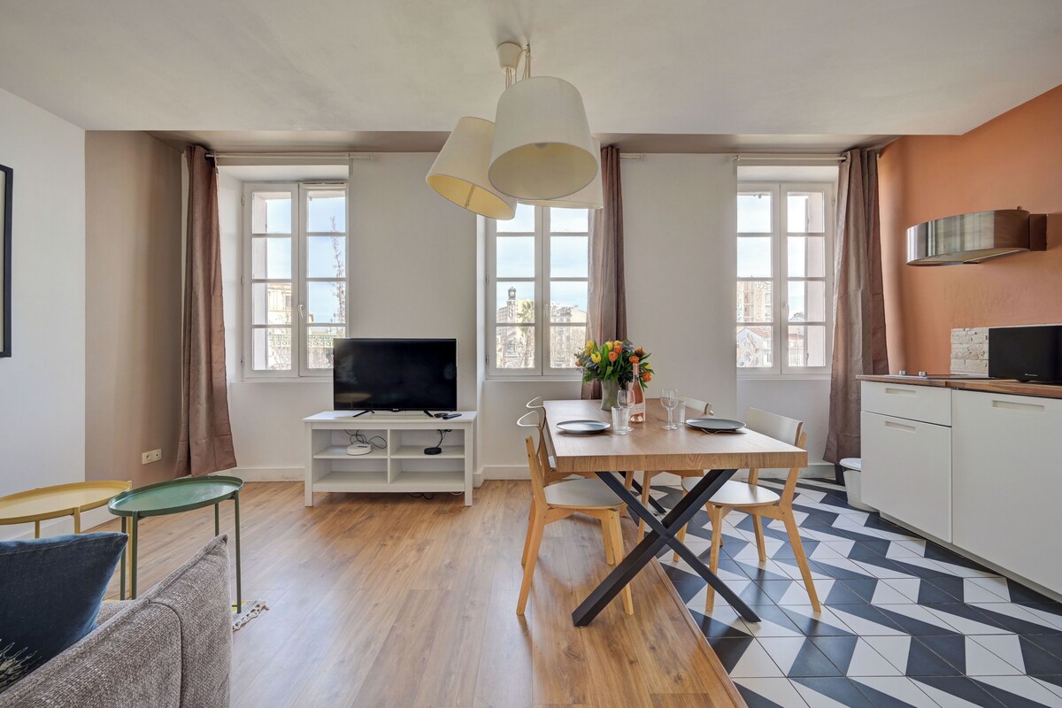 Apartment, 1 Bedroom | Living area | 102-cm flat-screen TV with satellite channels, TV