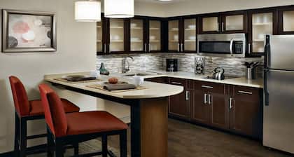 Staybridge Suites Florence - Civic Center by IHG