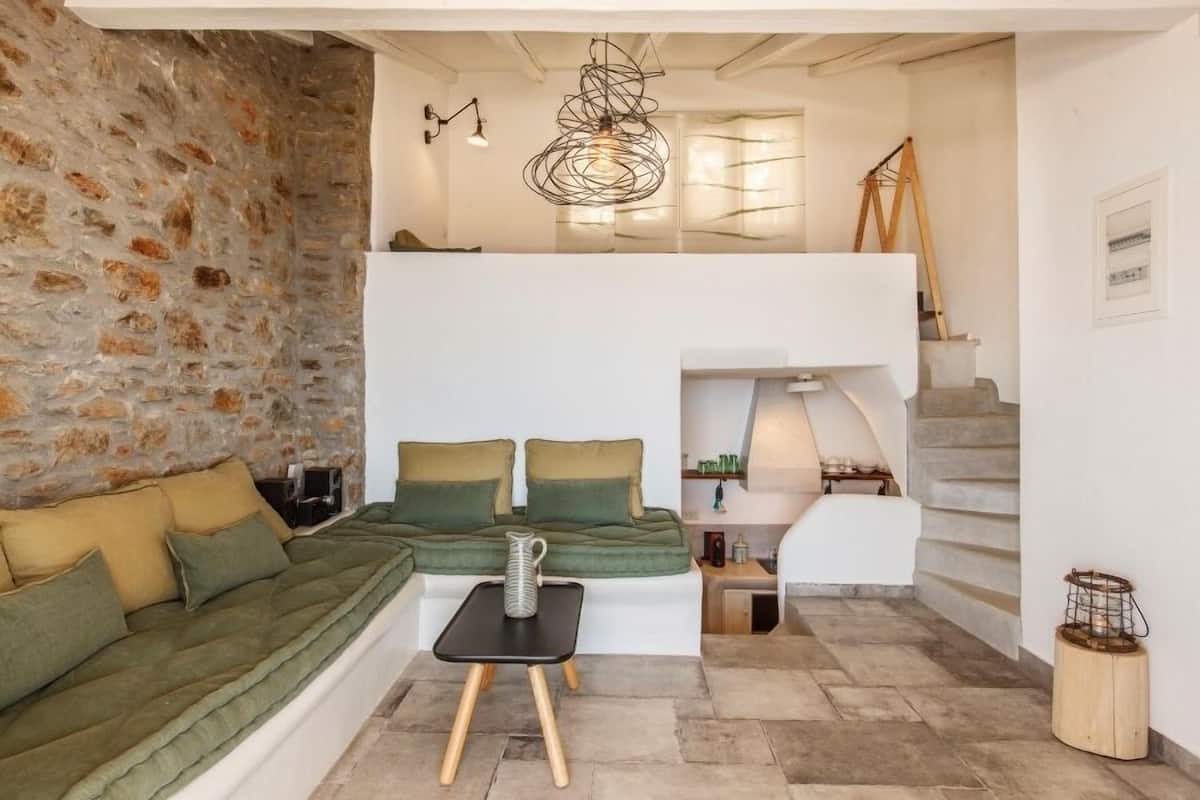 Maison, 2 chambres, vue sur la mer (Kentauros) | Aire de séjour | Téléviseur à écran plat