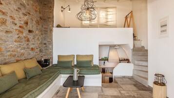 House, 2 Bedrooms, Sea View (Kentauros) | Living area | Flat-screen TV