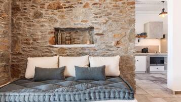 House, 2 Bedrooms, Sea View (Kassiopi) | Living area | Flat-screen TV