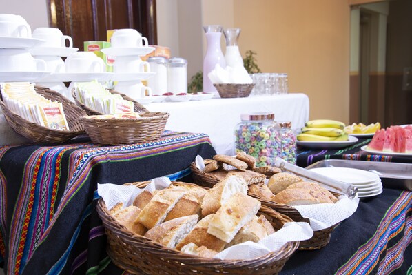 Tägliches inbegriffenes Frühstücksbuffet