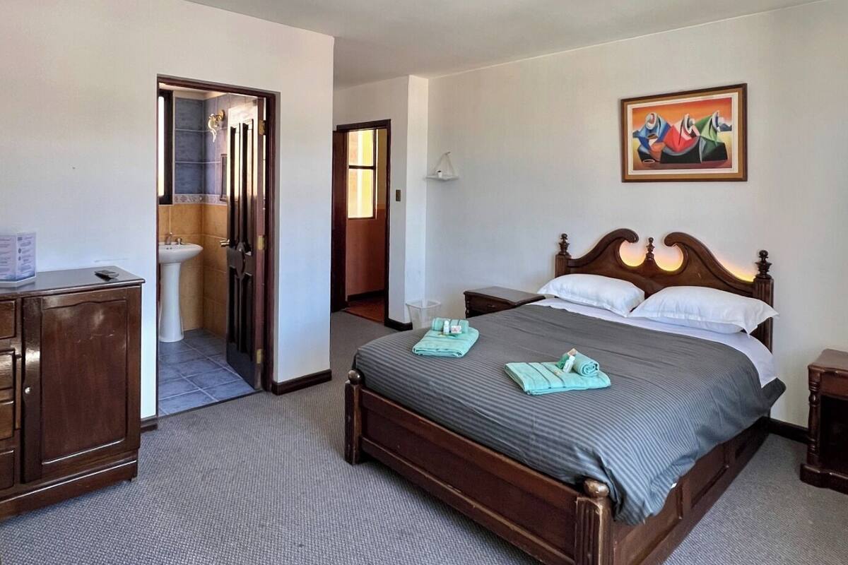 Superior Double Room | WiFi (free), bed sheets