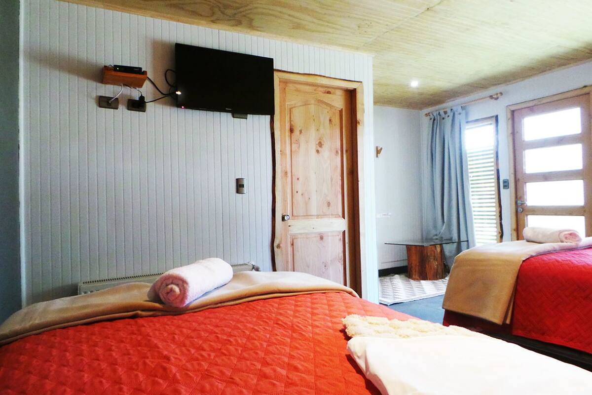 Habitacion estandar con 2 camas individuales  | 遮光カーテン、ベビーベッド、可動式ベ ッド