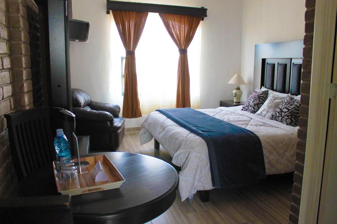 room, 1 bedroom | 1 bedroom, iron/ironing board, bed sheets