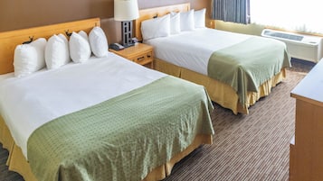 1 bedroom, blackout drapes, iron/ironing board, free WiFi