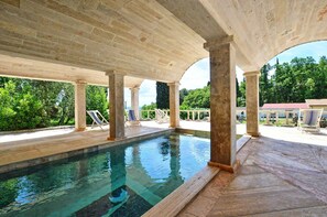 Beheizter Pool