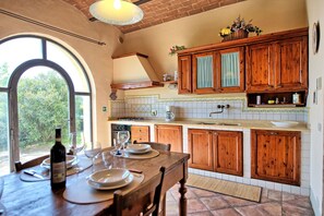 Refrigerador, horno, parrilla de estufa y lavavajillas 
