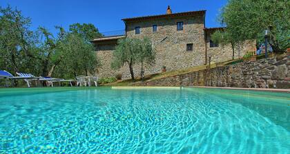 Poggio Conca - Ferme avec piscine privée