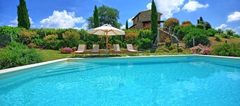 Castelmuzio - Detached house with private pool