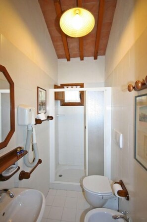 Douche, bidet