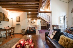 تلفزيون، مدفأة