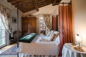 5 Schlafzimmer, Bügeleisen/Bügelbrett, Reisekinderbett, kostenloses WLAN
