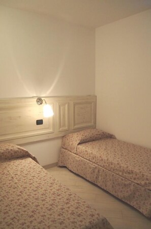 3 bedrooms, travel crib, free WiFi