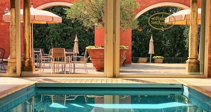 Huvila Bibbienassa, 6 makuuhuonetta, nukkuu 15