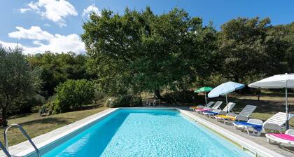 Country House / Farm House in Corella with 4 bedrooms sleeps 8