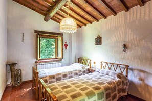 2 quartos, berço de viagem, Wi-Fi de cortesia