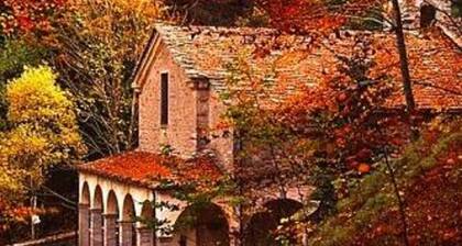 Kaunis Yksityinen Huvila, Jossa on Wifi, TV, Pesukone, Lemmikkiel��imet Sallittu, Panoraamanäkymä ja Pys����köinti