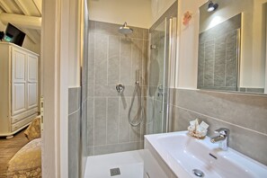 Een douche, een bidet