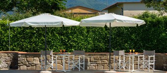Magnifica villa indipendente con piscina privata, A/C, WIFI, TV, vista panoramica e parcheggio