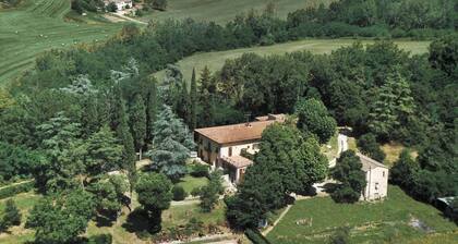 Beautiful private villa for 16 people with private pool, WIFI, TV, patio, panoramic view and par...