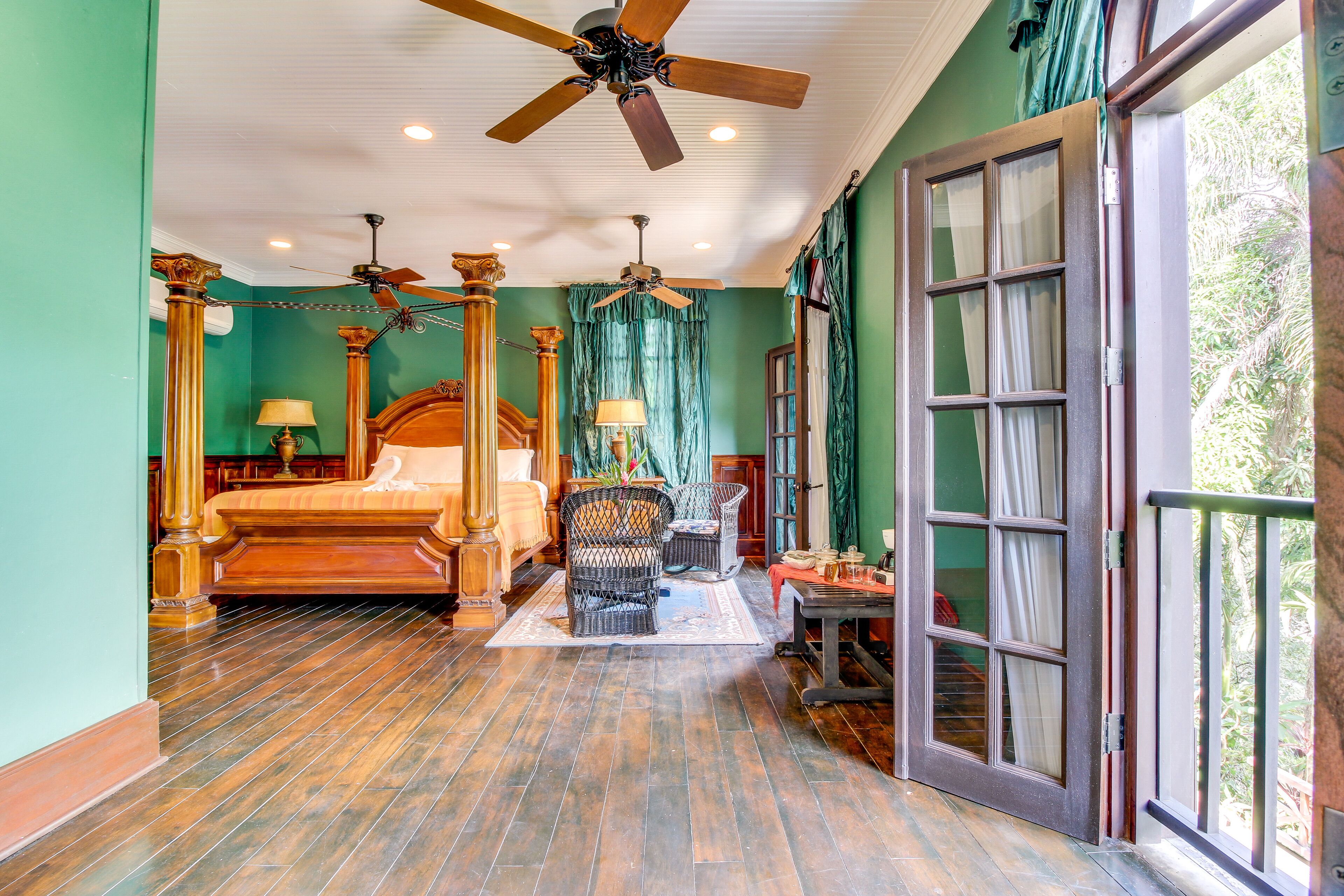 7 soveværelser, internetforbindelse, sengetøj