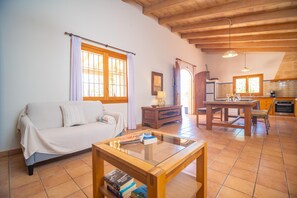 TV - SON MORRO - Villa with private pool in SANTA MARGALIDA. Free WiFi (Santa Margalida)