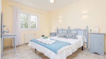 3 habitaciones, tabla de planchar con plancha y wifi gratis