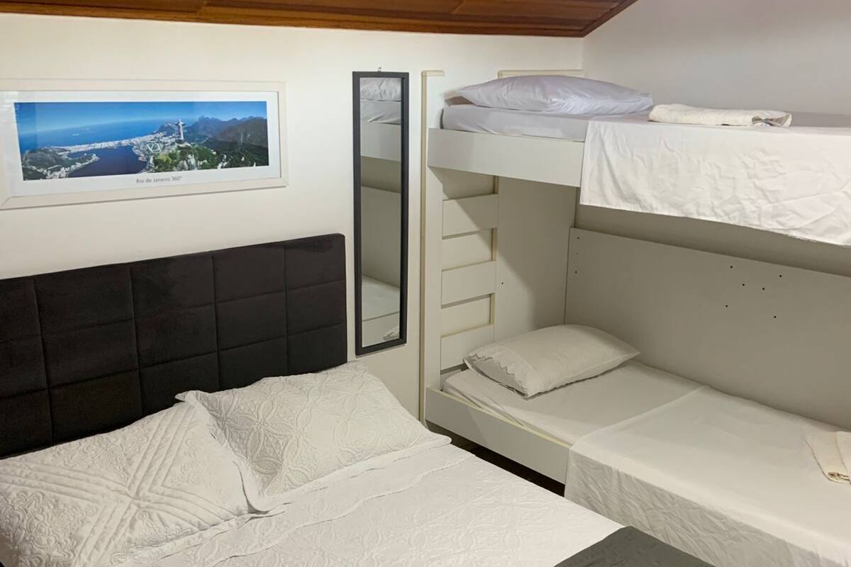 Superior-Doppelzimmer, 1 Schlafzimmer, eigenes Bad, Turm | 1 Schlafzimmer, Verdunkelungsvorhänge, Bügeleisen/Bügelbrett