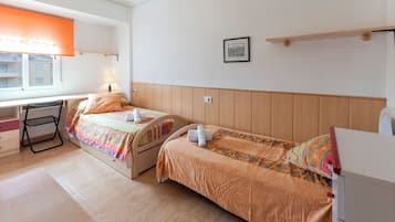3 Schlafzimmer, BĂŒgeleisen/BĂŒgelbrett, BettwĂ€sche