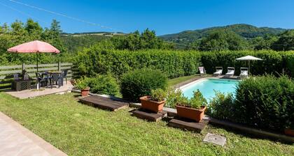 Country House / Farm House in Marcoiano with 3 bedrooms sleeps 6
