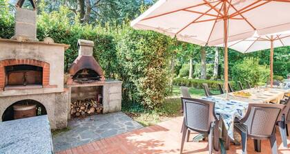 Country House / Farm House in Vicchio with 8 bedrooms sleeps 16