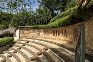 Property grounds - El Diria 301- Ocean View 3 Bedroom Condo (Tamarindo)